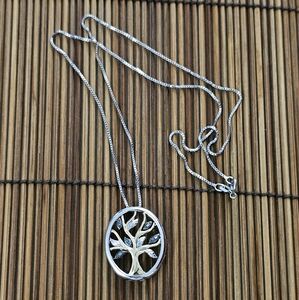 925,14k Blue Diamond Tree Of Life Necklace